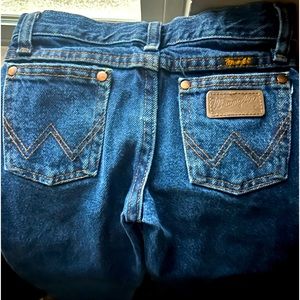 Boys Wranglers with adjustable strap inside Size 5 slim. Worn maybe 5 times